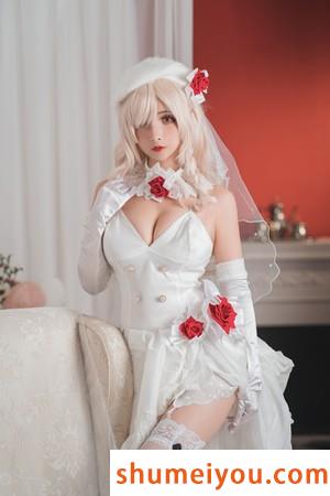 人气动漫Coser@Rioko凉凉子套图+视频合集 预览图